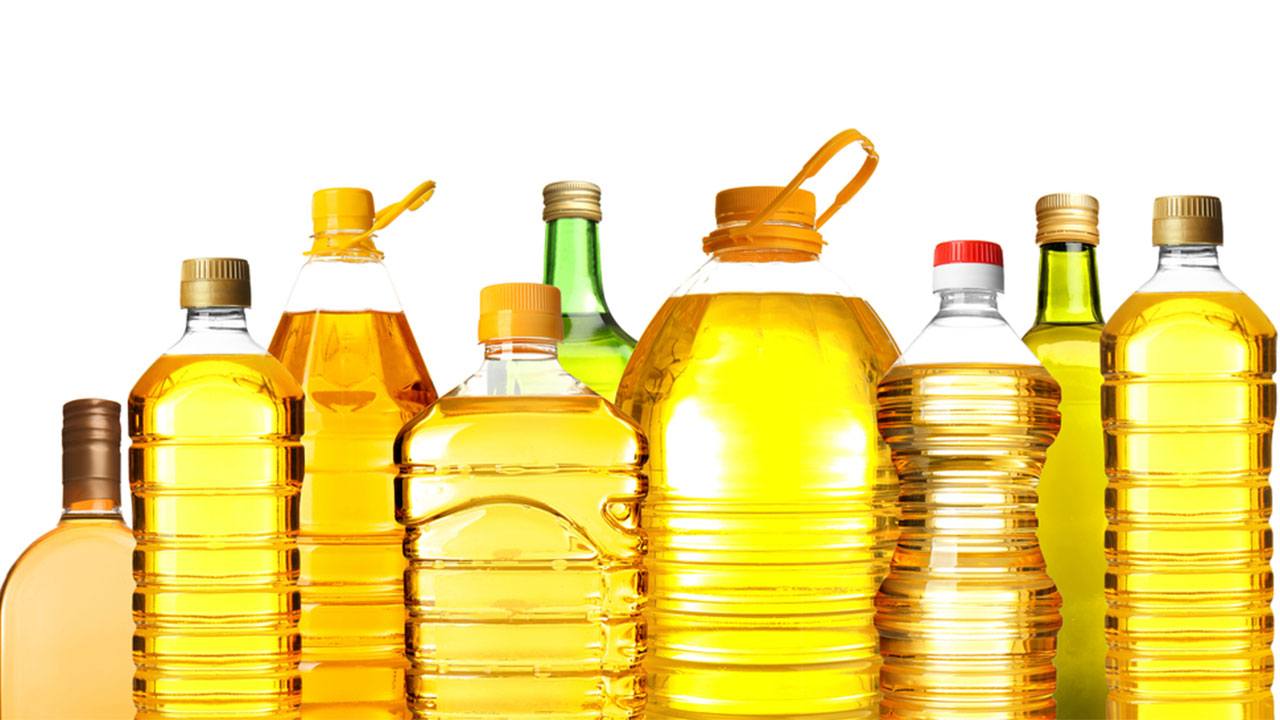 different bottles of oils