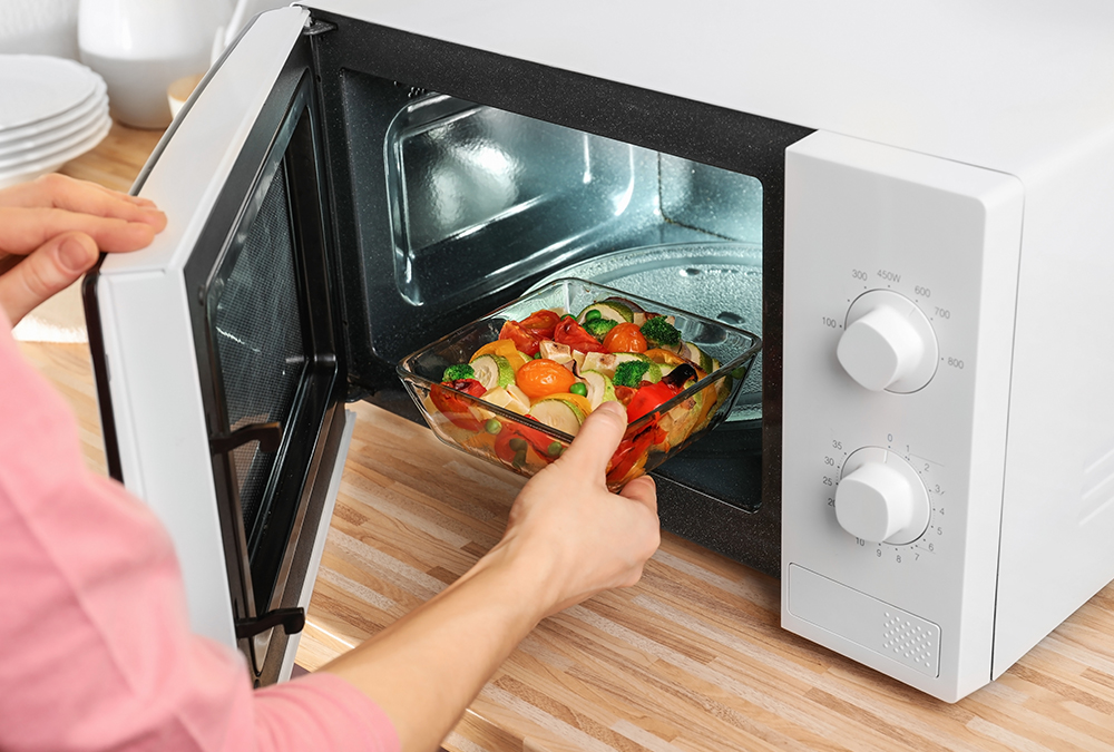 cooking with a microwave oven